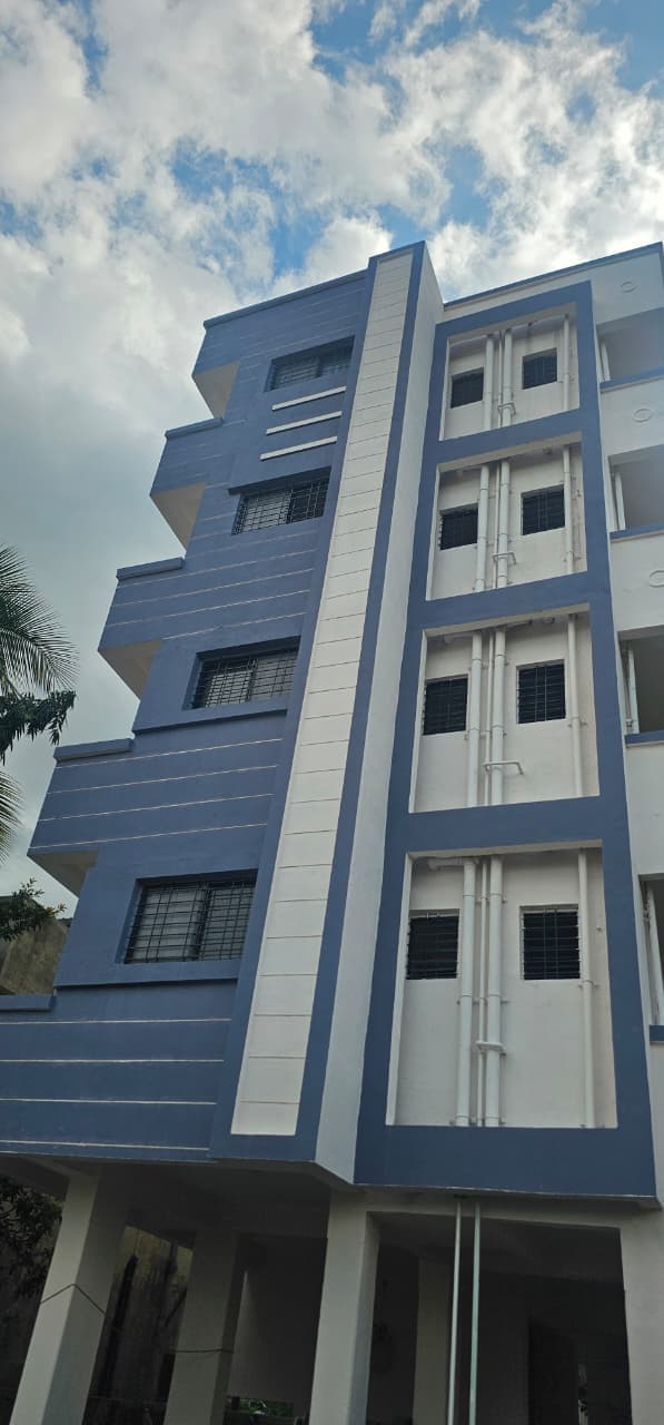 Glass and aluminium fabrication project by Balaji Glass And Aluminium Works, Baramati