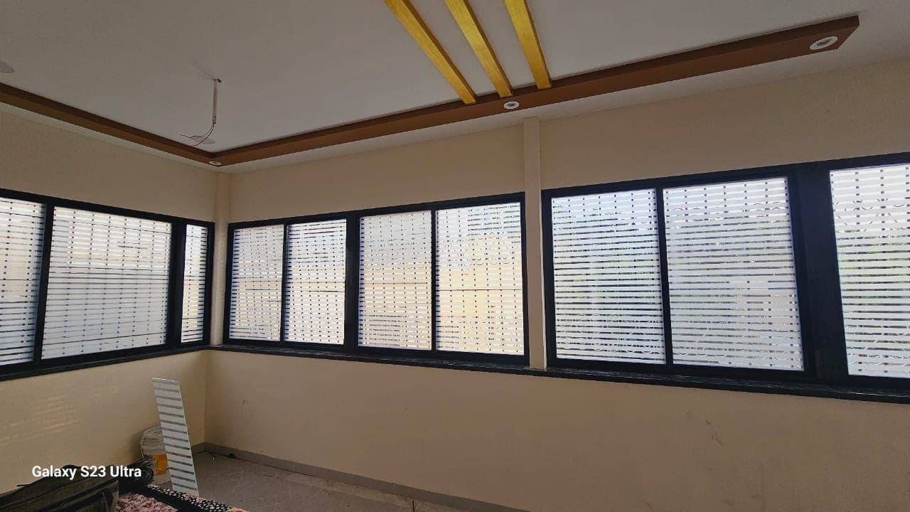 Glass and aluminium fabrication project by Balaji Glass And Aluminium Works, Baramati