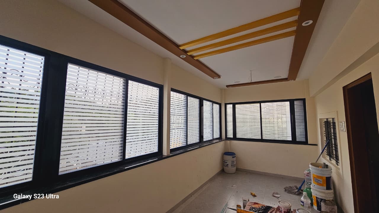 Glass and aluminium fabrication project by Balaji Glass And Aluminium Works, Baramati